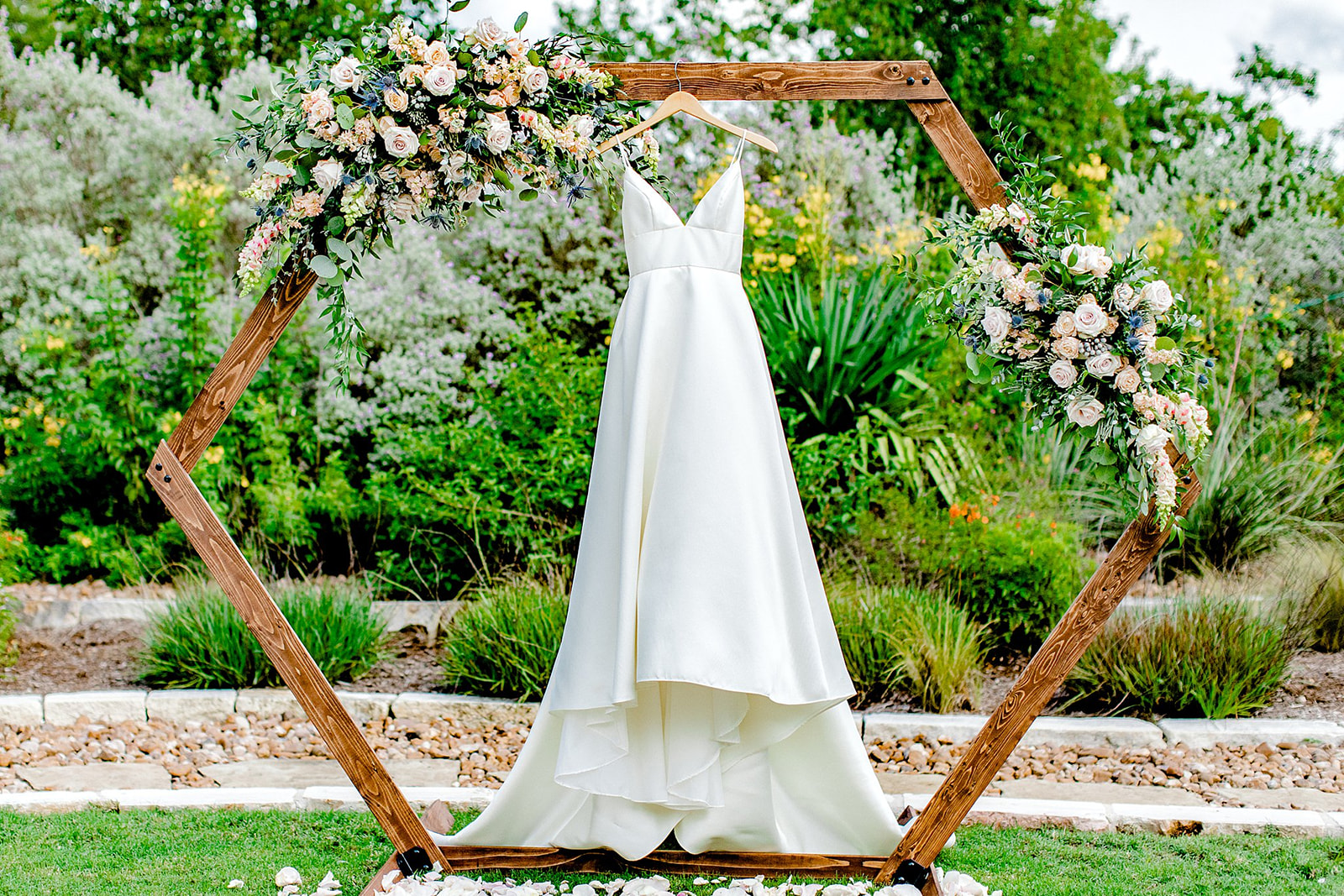 Bridal Gown Photo, Gricelda's Photography, Austin Wedding Photographer 